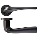 RM Aries Lever Door Handle on Round Rose HT605