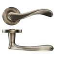 Asti lever Door Handle - on Round Rose HT505