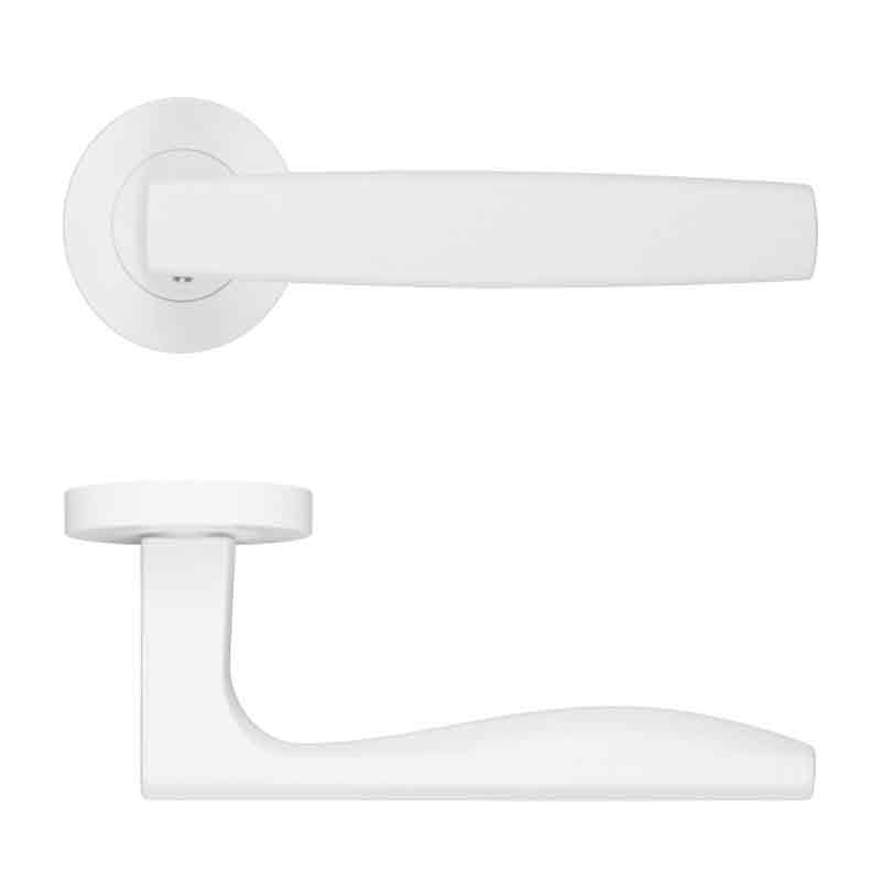 RM Auriga Lever Door Handle On Round Rose HT610